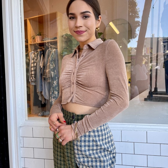 Isalis Amal Ruched Crop Top - Oat NWT Sold Out - Picture 10 of 10